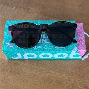 Goodr tortoise sunglasses